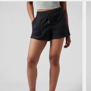 Athleta Farallon Short - Black - Size Medium